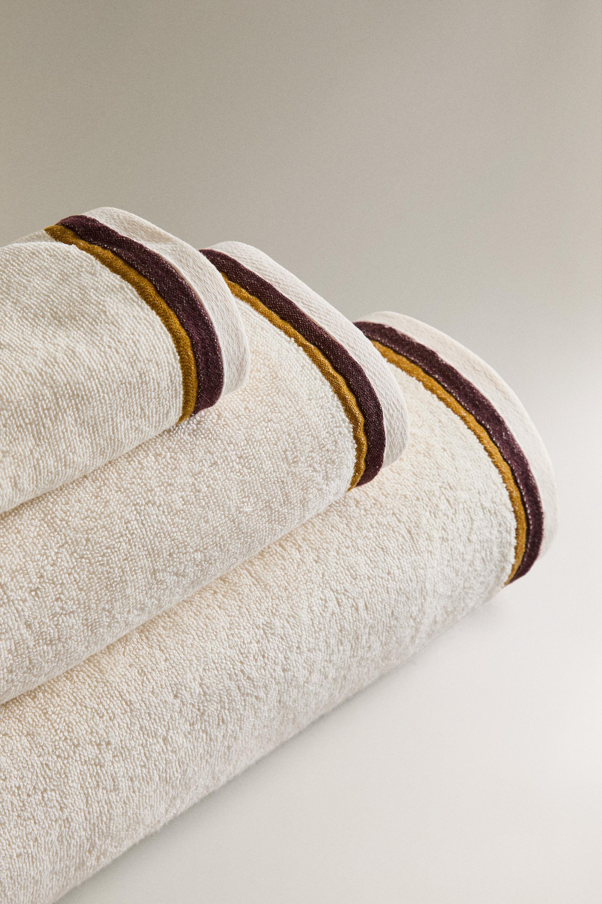 DOUBLE TRIM BATH TOWEL